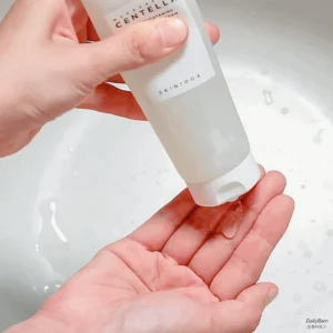 skin1004 madagascar centella tone brightening cleansing gel foam 125ml